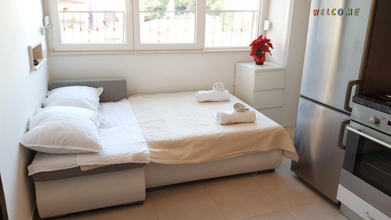 Holiday Home Gustirna Selca  Habitación foto